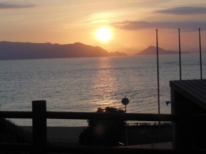 夕日を見ながらの食事です