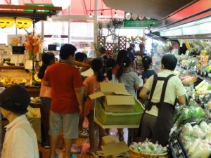 買い物中（共同購入考え中）