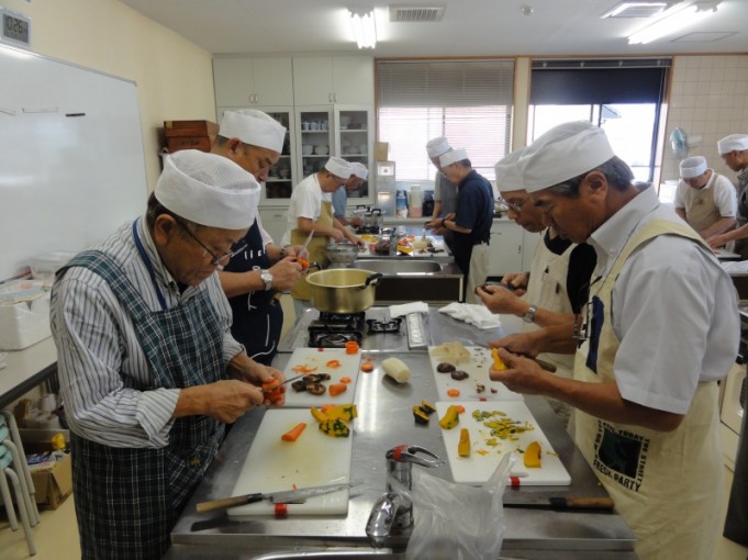 野菜を飾り切り