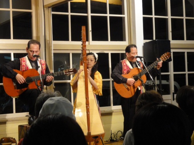 フローレス+ハープ演奏です