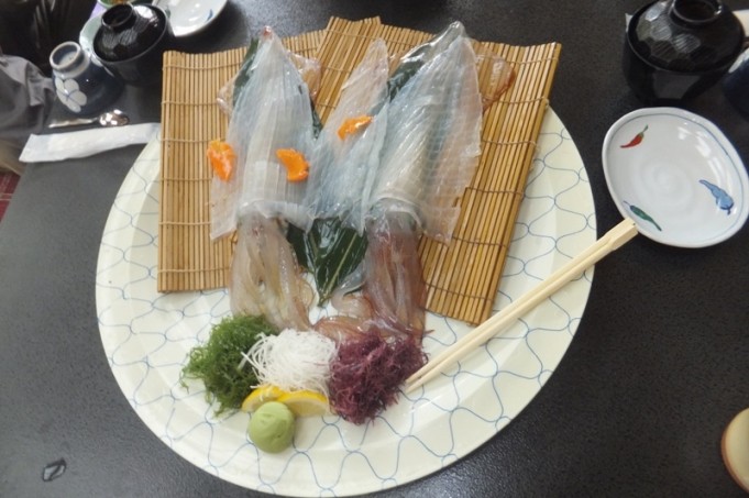 烏賊の活つくり。将来このくらい出来るように頑張りましょう