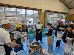 PXL_20251225_003812210.MP