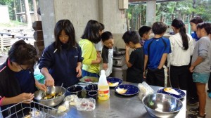 TRIPART_0001_BURST20190822064736969_COVER TRIPART_0001_BURST20190822064736969_COVER.JPG