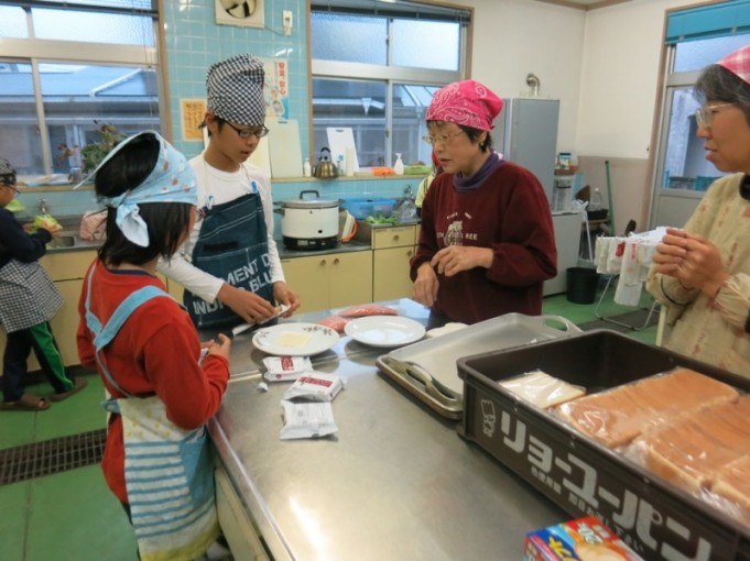 最後の朝食は、ここのところ恒例となっているサンドイッチ